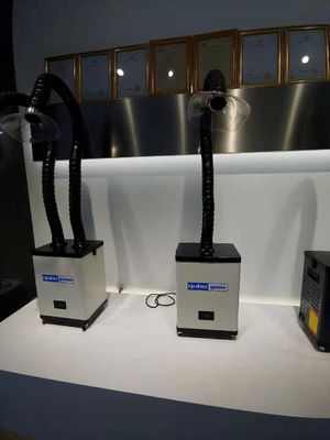 Extractor ligero del humo del laboratorio de 340*265*480m m para la marca del laser