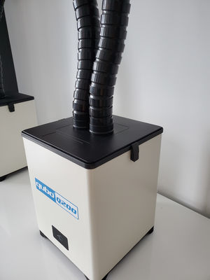 Extractor ligero del humo de la marca del laser portátil con el brazo de 2 succiones