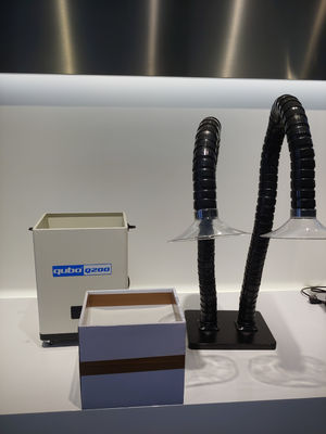 Extractor del humo del laser del brazo 2*143 M3/H de la succión que suelda doble